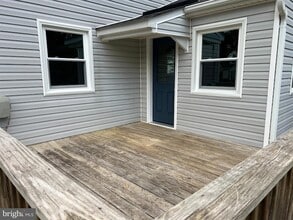 904 Gilbert Rd in Rockville, MD - Building Photo - Building Photo