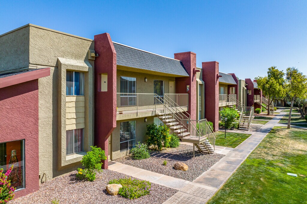 Eastridge Apartments in Tempe, AZ