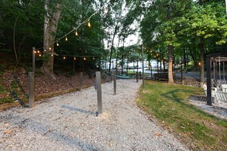 Arcadia Creekside in Chattanooga, TN - Foto de edificio - Building Photo