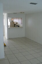 3117 Coral Ridge Dr in Coral Springs, FL - Building Photo - Building Photo