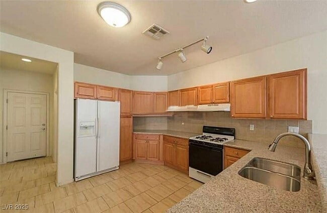 property at 9332 Golden Grape Ct