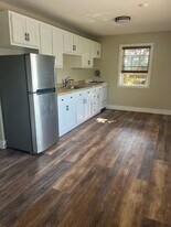 48 Turnpike St in Allenstown, NH - Building Photo