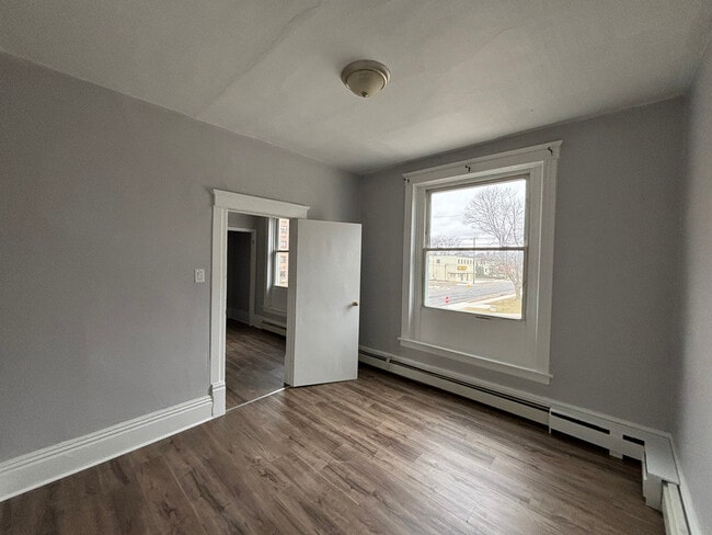 136 Victoria St in Sarnia, ON - Building Photo - Building Photo