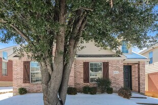 8912 Wild Rose Ln in Cross Roads, TX - Building Photo