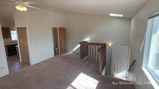 1926 Roanoke St in Colorado Springs, CO - Building Photo - Building Photo