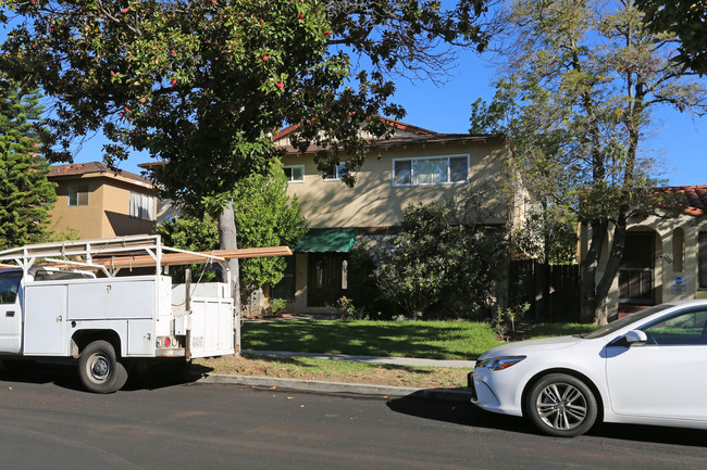 1231 Orange Grove Ave in Glendale, CA - Building Photo - Building Photo