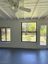 5531 Teak Wood Dr in Naples, FL - Foto de edificio - Building Photo