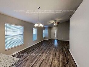 7513 Oxford Garden Cir in Apollo Beach, FL - Building Photo - Building Photo