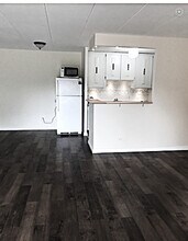 18 E Old Willow Rd in Prospect Heights, IL - Building Photo - Building Photo