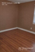 9650 Cooley Lake Rd in White Lake, MI - Building Photo - Building Photo