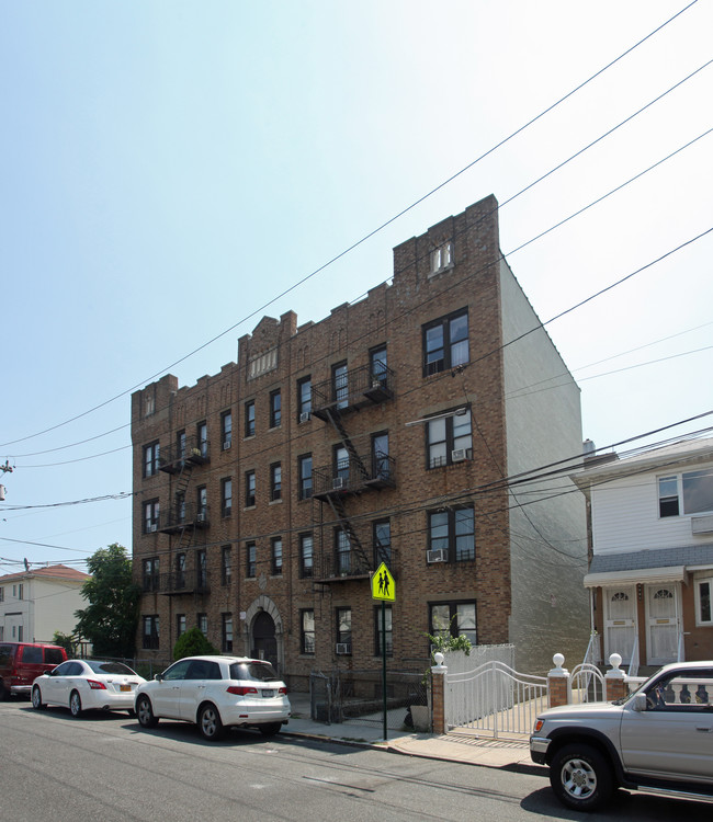 17-11 New Haven Ave in Far Rockaway, NY - Building Photo - Building Photo