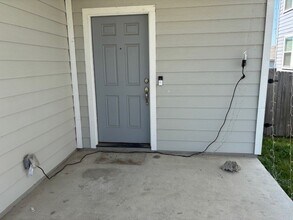 404 Black Opal Dr in Jarrell, TX - Building Photo - Building Photo