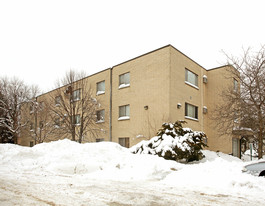 600 Hoyt Ave Apartments