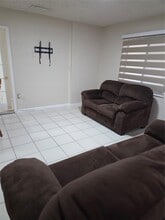 2931 SW 135th Ave in Miami, FL - Building Photo - Building Photo