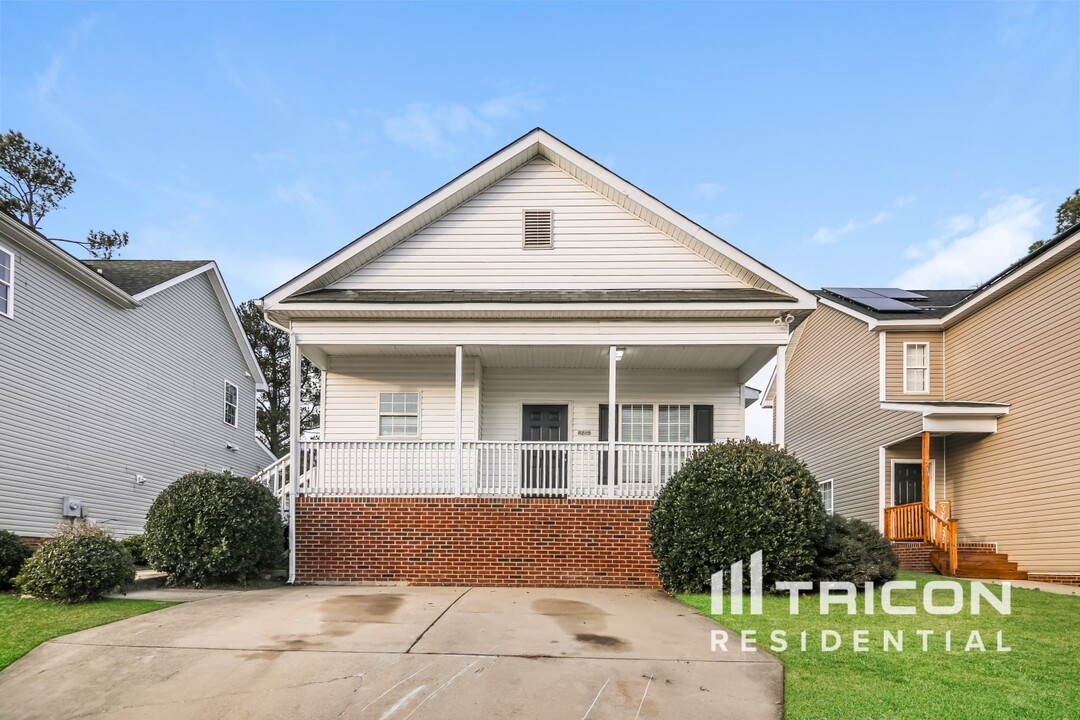 4245 Beacon Crest Way in Raleigh, NC - Building Photo