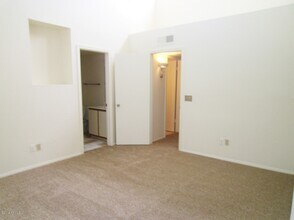 16706 E Almont Dr in Fountain Hills, AZ - Building Photo - Building Photo