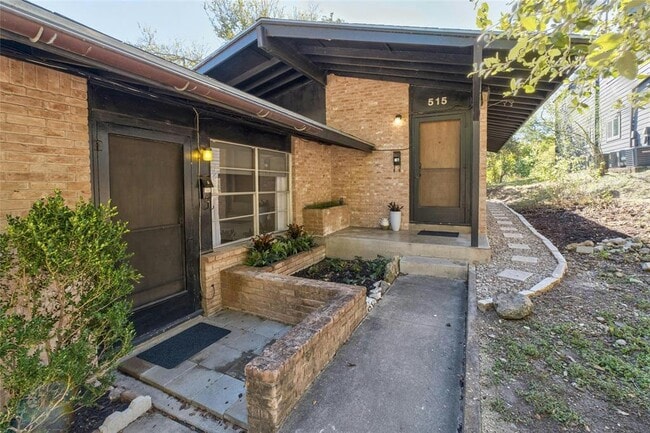 property at 515 Pecan Grove Rd