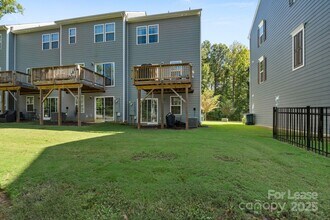 4113 Edenborn Ln in Charlotte, NC - Building Photo - Building Photo