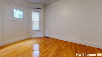 10 Cherokee St in Boston, MA - Foto de edificio - Building Photo