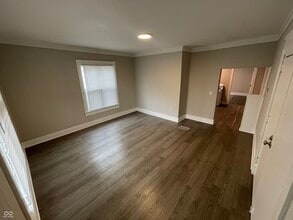 129 W Hendricks St in Shelbyville, IN - Building Photo - Building Photo