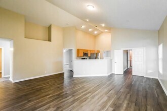 2882 NW 68th Ln in Margate, FL - Building Photo - Building Photo