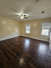 240 Copeland Ave in Lyndhurst, NJ - Building Photo - Building Photo