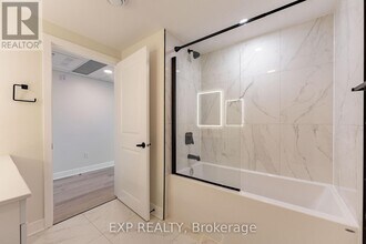 360-360 Lacasse Ave in Ottawa, ON - Building Photo - Building Photo