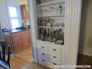 190 North St, Unit 2 in Somerville, MA - Foto de edificio - Building Photo