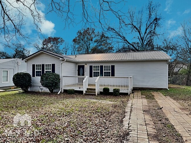 property at 2620 21st St