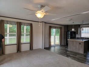 146 Apollo Ave in Flushing, MI - Building Photo - Building Photo