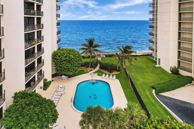5420 N Ocean Dr, Unit 1705 in Riviera Beach, FL - Foto de edificio - Building Photo