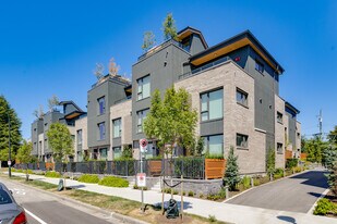 745-815 49th Av W in Vancouver, BC - Building Photo
