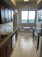 3530 SW 22nd St in Miami, FL - Foto de edificio - Building Photo