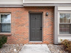 629 Pebble Pl Dr in Delaware, OH - Building Photo - Building Photo