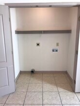3102 Lane St in Laredo, TX - Foto de edificio - Building Photo