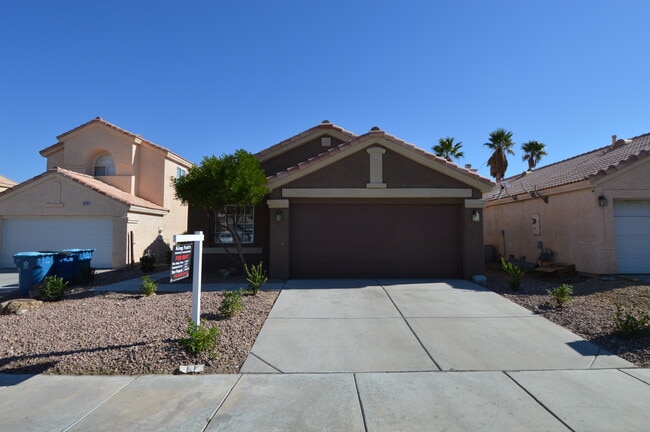 property at 3944 Canyon Meadows Ct