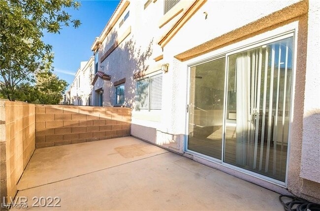 property at 3305 Cheyenne Gardens Way