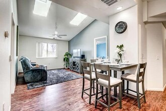 Clocktower Lofts in Fort Collins, CO - Foto de edificio - Building Photo