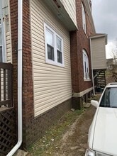 86 W State St, Unit C in Athens, OH - Foto de edificio - Building Photo