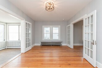 115 N Lafayette Ave, Unit A - Downstairs in Morrisville, PA - Building Photo - Building Photo