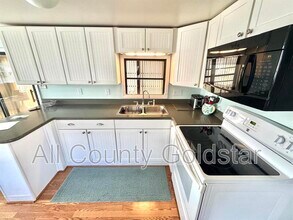 1475 Flamingo Dr in Englewood, FL - Building Photo - Building Photo
