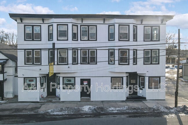 property at 147 N 9th St