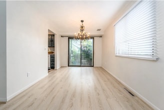 329 W Main St, Unit Unit30 in Hyannis, MA - Building Photo - Building Photo