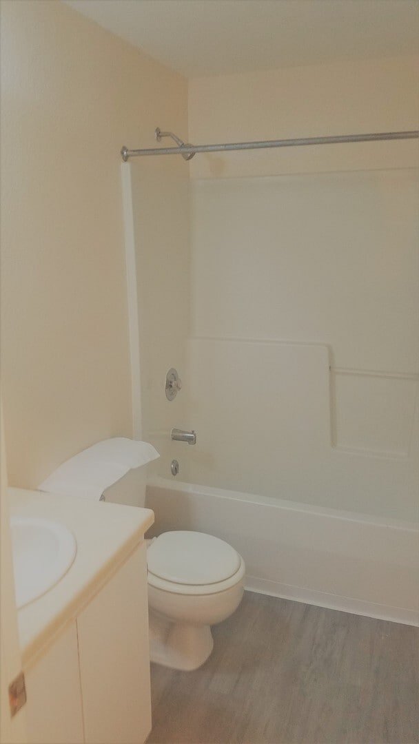 property at 2815 Lowridge Ct