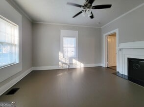 160 N Broad St in Winder, GA - Building Photo - Building Photo