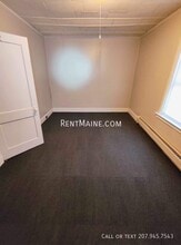 124 York St, Unit 7 in Bangor, ME - Building Photo - Building Photo