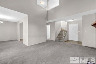 1901 E Minaret Cir in Reno, NV - Building Photo - Building Photo