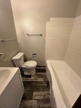 1202 E Laurel St in Springfield, IL - Building Photo - Building Photo