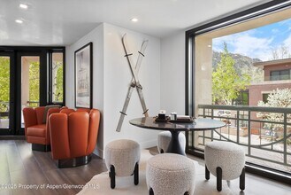 120 S Spring St in Aspen, CO - Building Photo - Building Photo