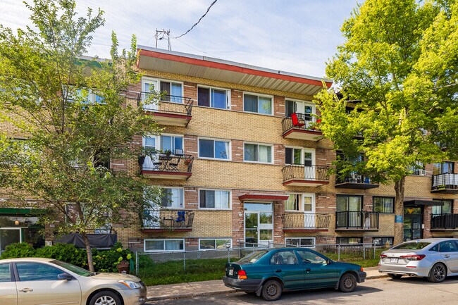 5160 12E Av in Montréal, QC - Building Photo - Primary Photo